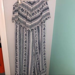 Wide legged jumpsuit